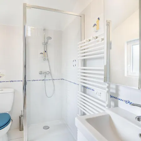 Les Etourneaux By Interhome