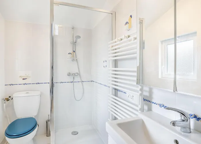 Les Etourneaux By Interhome